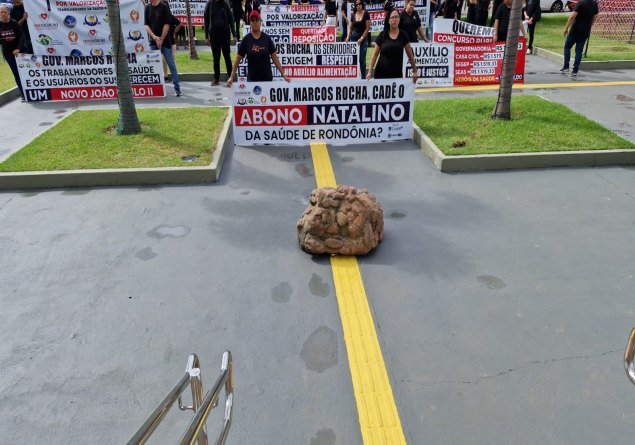 REIVINDICAÇÃO: Trabalhadores da saúde de Ro realizam caminhada em Porto Velho