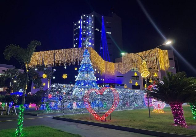 LUZES DE NATAL: Natal de Portas Abertas tem hoje ballet, shows musicais, visitas guiadas e projeções em 3D