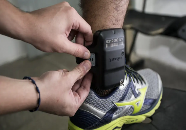 NA CAPITAL: Candidato com tornozeleira eletrônica é barrado em concurso da PF