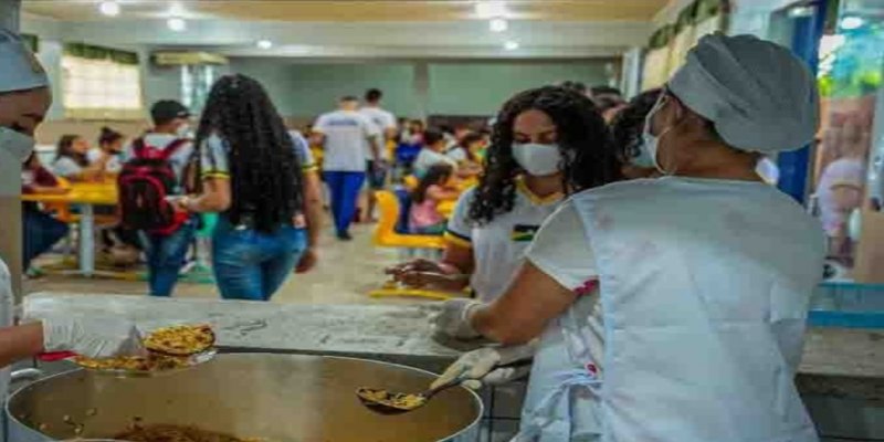 PROGRAMA DA SEDUC: Voluntários relatam atraso em bolsas do programa Amigo Voluntário do Educando