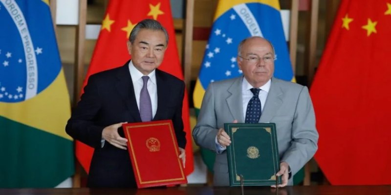 NOVA PARCERIA: China reforça apoio ao Brasil e amplia parceria em meio à tensão comercial
