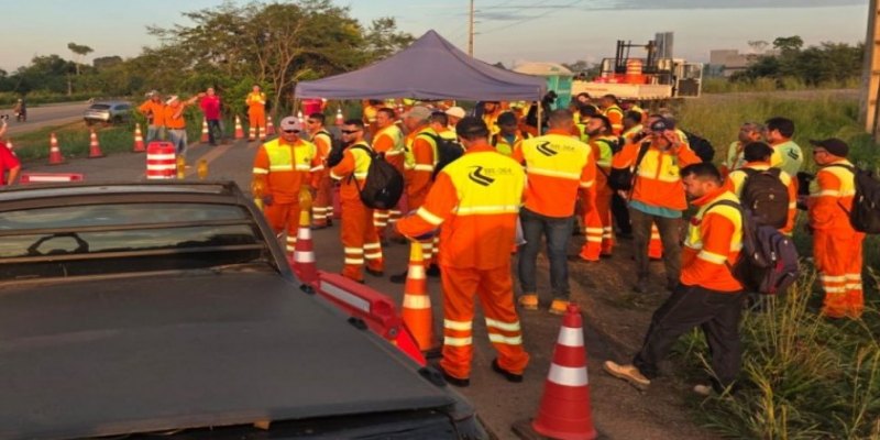 O OUTRO LADO: Nova 364 informou que os trabalhadores em greve são de empresa terceirizada